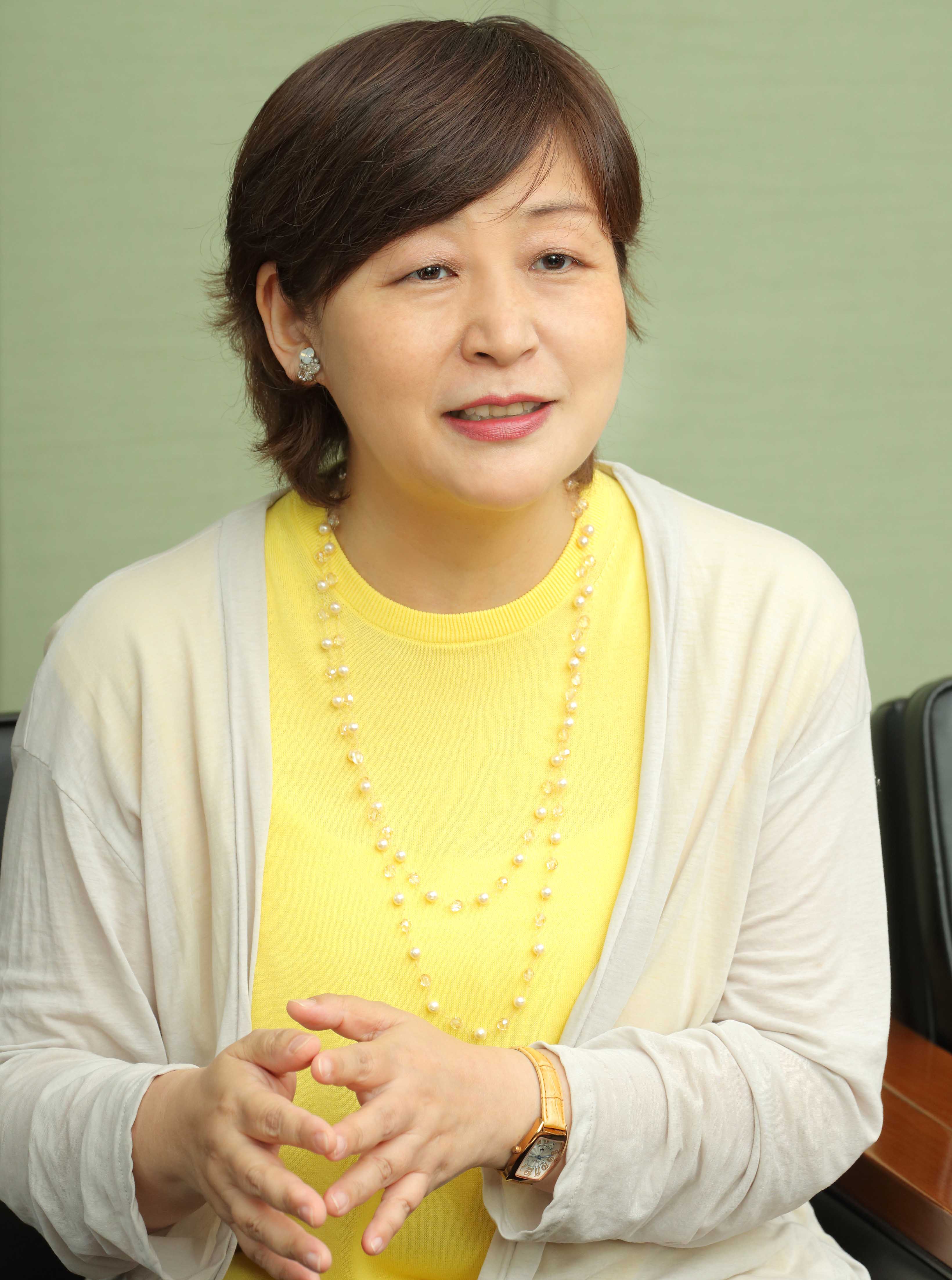 中島京子さん