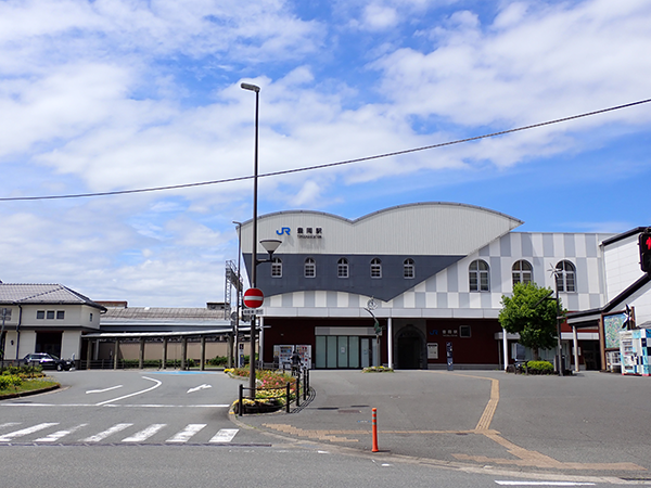 五月の空と豊岡駅。