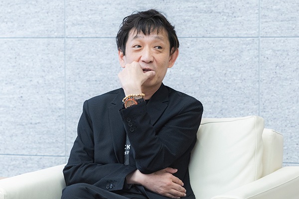 薬丸岳さん