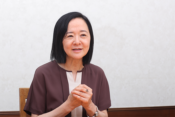 小川洋子さん