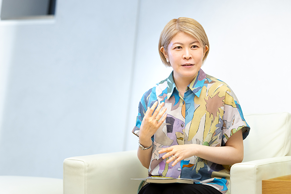 武塙麻衣子さん