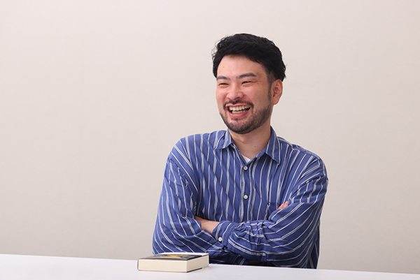小川哲さん